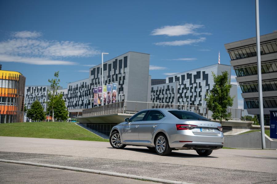  Skoda Superb (3V) 2019 года  (WW) (фото 2 из 23)